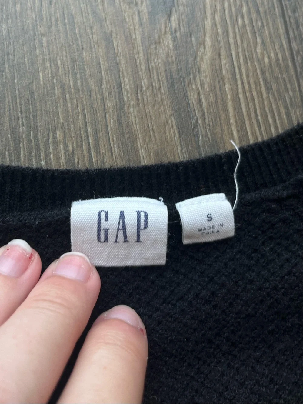 GAP V‑Neck Knit Sweater